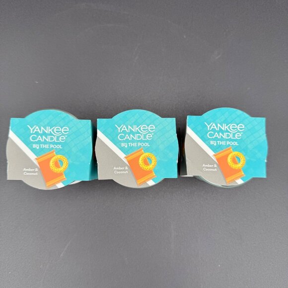 Yankee Candle By The Pool 3-Pack Mini Candles Amber & Coconut Scented - Picture 2 of 3